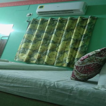 Hotel O Palace Inn Near Acropolis Mall Jadabpur Exterior photo